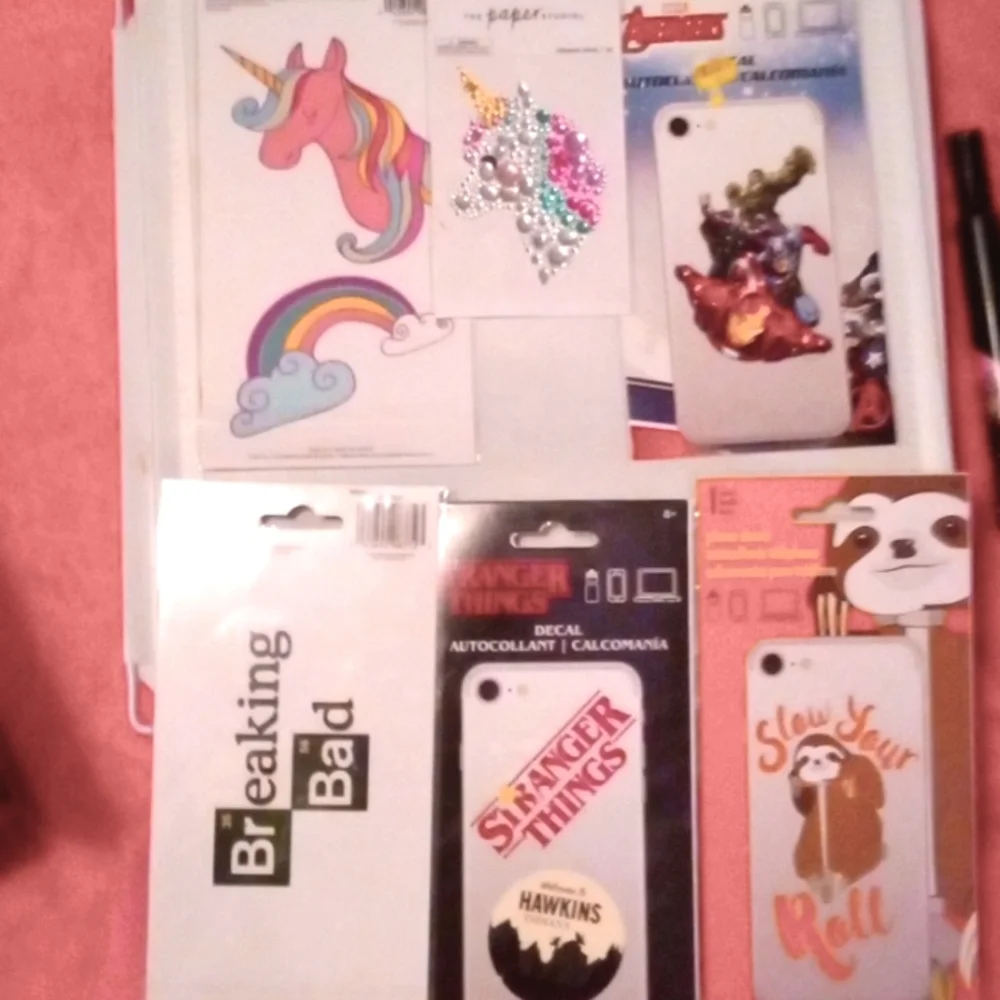 Cell phone skIn winyl sticker